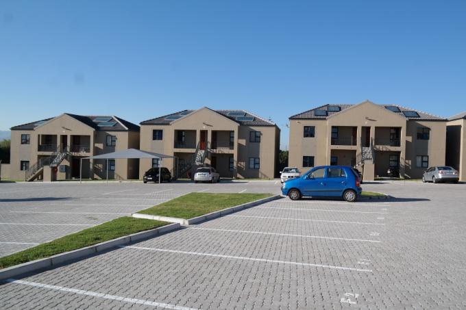 2 Bedroom Apartment for Sale For Sale in Bellville - Private Sale - MR115931