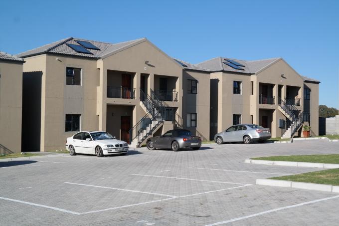2 Bedroom Apartment for Sale For Sale in Bellville - Private Sale - MR115932