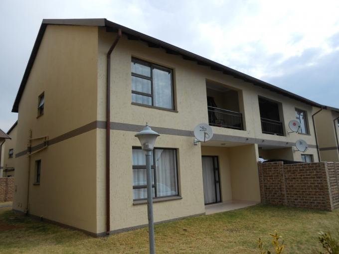 2 Bedroom Apartment for Sale For Sale in Parkrand - Home Sell - MR116016