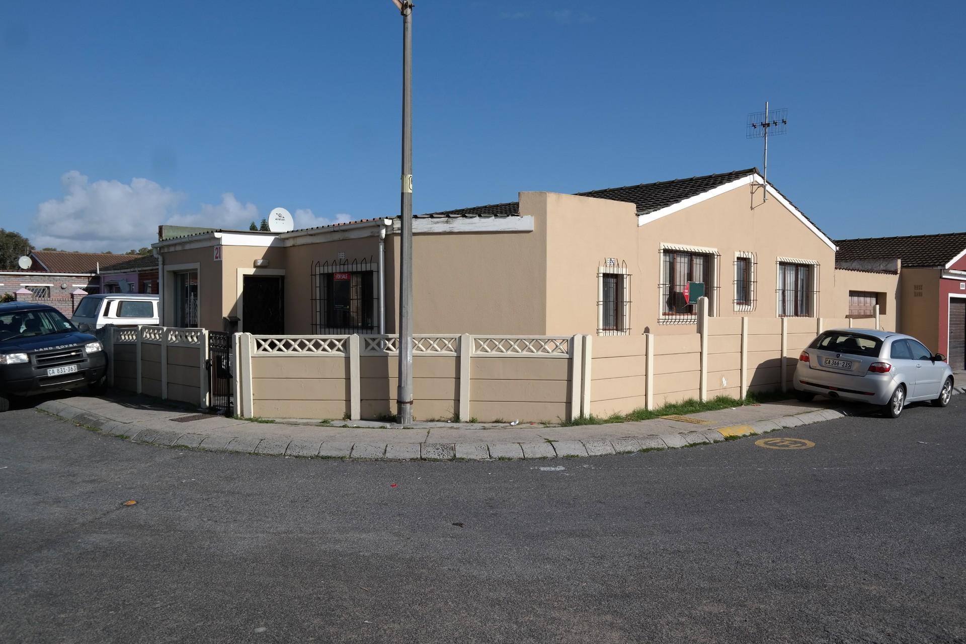 Front View of property in Mitchells Plain