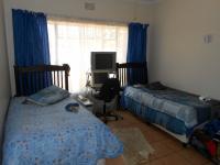 Bed Room 2 - 15 square meters of property in Arcon Park