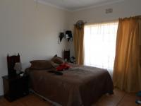 Main Bedroom - 17 square meters of property in Arcon Park