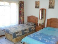 Bed Room 1 - 26 square meters of property in Umzumbe