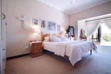 Main Bedroom - 31 square meters of property in Silver Stream Estate