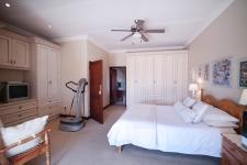 Main Bedroom - 31 square meters of property in Silver Stream Estate