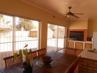 Patio - 24 square meters of property in Helikon Park