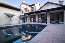 Patio - 42 square meters of property in Silver Lakes Golf Estate