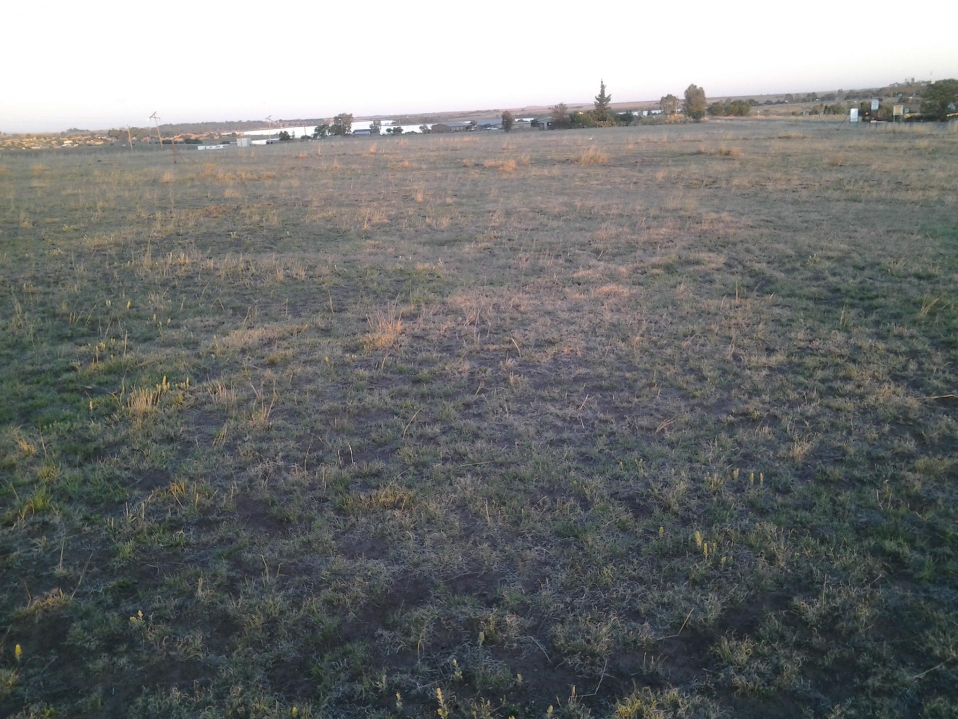 Front View of property in Oranjeville