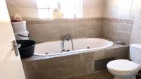 Bathroom 2 of property in Ravensklip