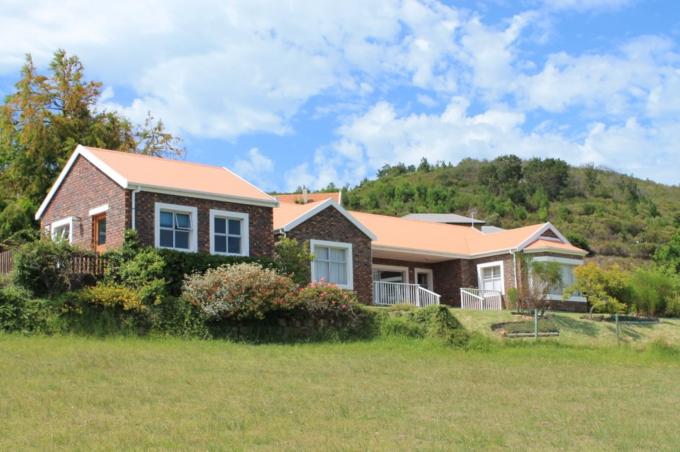 2 Bedroom House for Sale For Sale in Knysna - Home Sell - MR116528