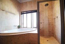 Bathroom 2 - 10 square meters of property in Silver Lakes Golf Estate