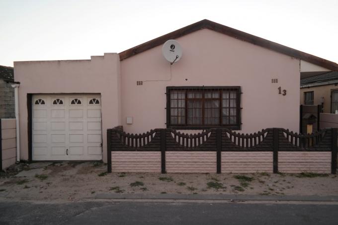 4 Bedroom House for Sale For Sale in Steenberg - Private Sale - MR116672