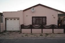 Front View of property in Steenberg