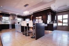 Kitchen - 62 square meters of property in The Wilds Estate