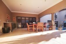 Patio - 53 square meters of property in The Wilds Estate