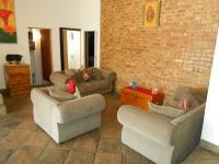 Lounges - 72 square meters of property in Emalahleni (Witbank) 