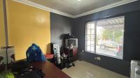 Bed Room 1 of property in Rosslyn
