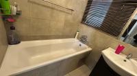 Bathroom 1 of property in Rosslyn