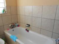 Bathroom 1 - 3 square meters of property in Bedworth Park