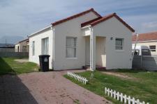 2 Bedroom 1 Bathroom House for Sale for sale in Strand