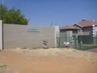 2 Bedroom 1 Bathroom Sec Title for Sale for sale in Ferndale - JHB