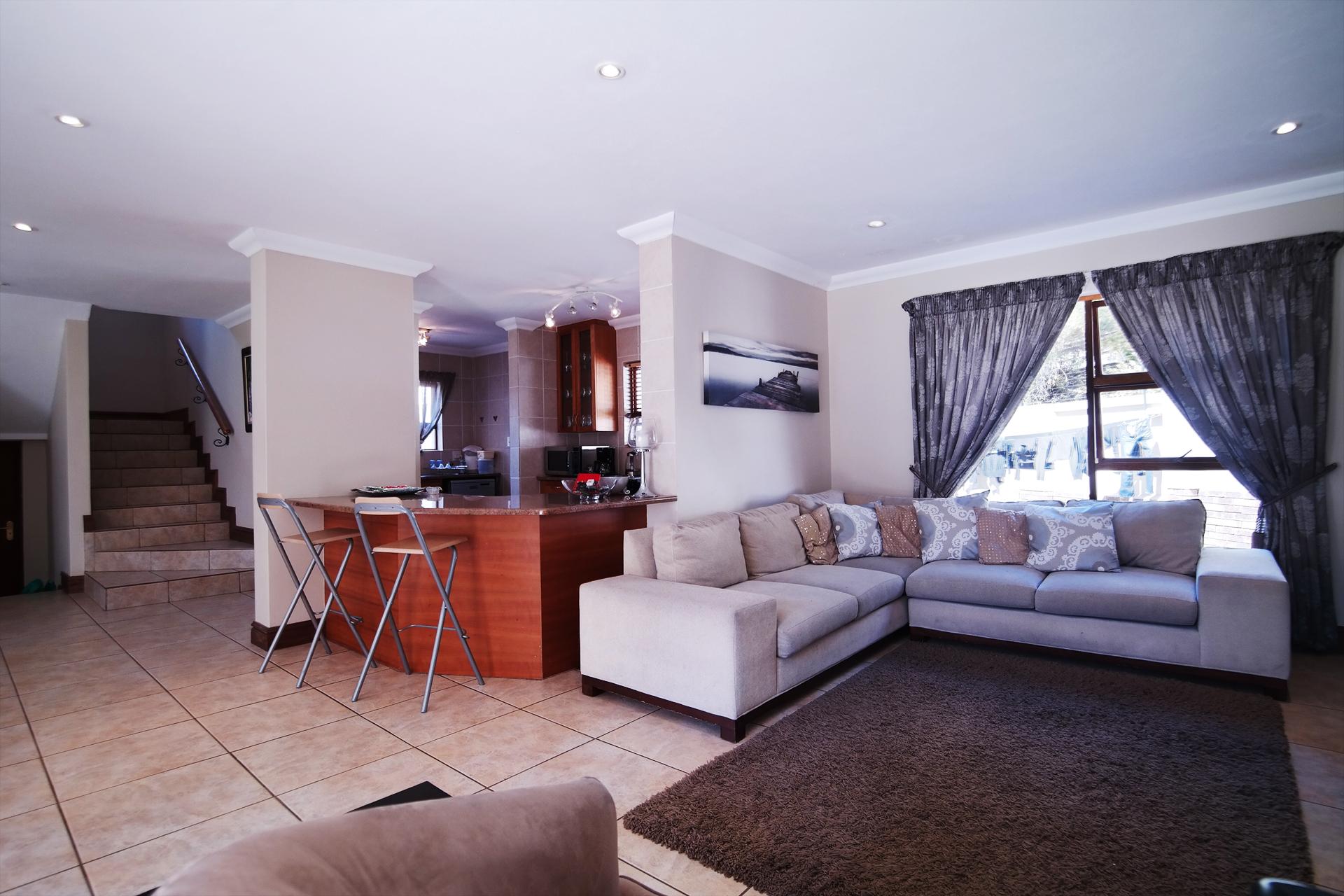 TV Room of property in Six Fountains Estate