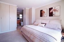 Main Bedroom - 18 square meters of property in Six Fountains Estate