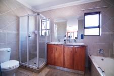 Main Bathroom - 7 square meters of property in Six Fountains Estate