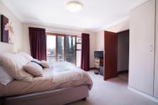 Main Bedroom - 18 square meters of property in Six Fountains Estate