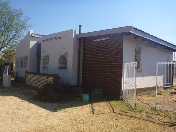 3 Bedroom House for Sale For Sale in Krugersdorp - Private Sale - MR116991