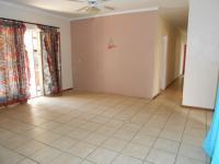 Dining Room - 22 square meters of property in Rayton