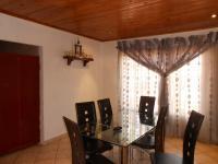 Dining Room - 17 square meters of property in Lenasia South