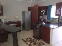 Kitchen - 21 square meters of property in Waterval East
