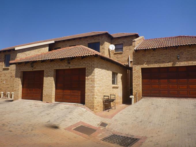 3 Bedroom Sectional Title for Sale For Sale in Krugersdorp - Home Sell - MR117136