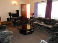 Lounges - 72 square meters of property in Witfield