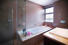 Bathroom 2 - 16 square meters of property in Silver Lakes Golf Estate