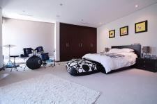 Bed Room 1 of property in Silver Lakes Golf Estate