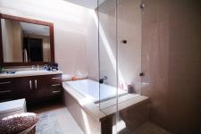 Bathroom 1 - 3 square meters of property in Silver Lakes Golf Estate