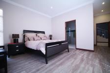 Bed Room 1 - 23 square meters of property in The Wilds Estate