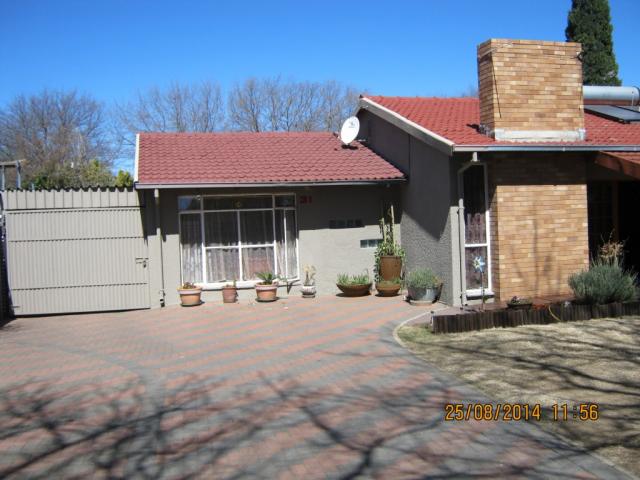 4 Bedroom House for Sale For Sale in Sasolburg - Private Sale - MR117162