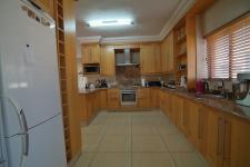 Kitchen - 26 square meters of property in Six Fountains Estate
