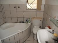 Bathroom 1 - 3 square meters of property in Hibberdene