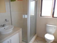 Bathroom 1 - 5 square meters of property in Umtentweni