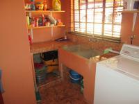 Kitchen - 129 square meters of property in Walkerville