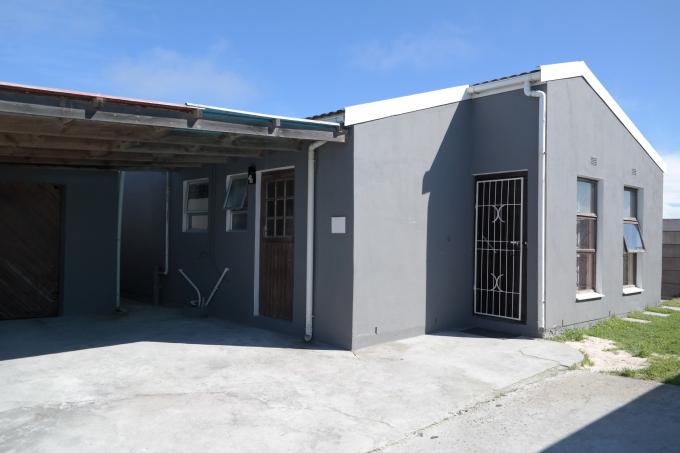 3 Bedroom House for Sale For Sale in Strandfontein - Private Sale - MR117281