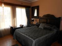 Main Bedroom - 37 square meters of property in Vaalpark