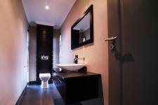 Bathroom 2 - 12 square meters of property in The Wilds Estate