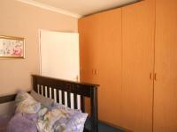Bed Room 1 - 12 square meters of property in Noordheuwel