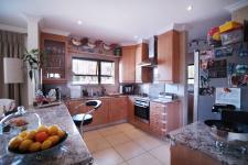 Kitchen - 20 square meters of property in Woodhill Golf Estate
