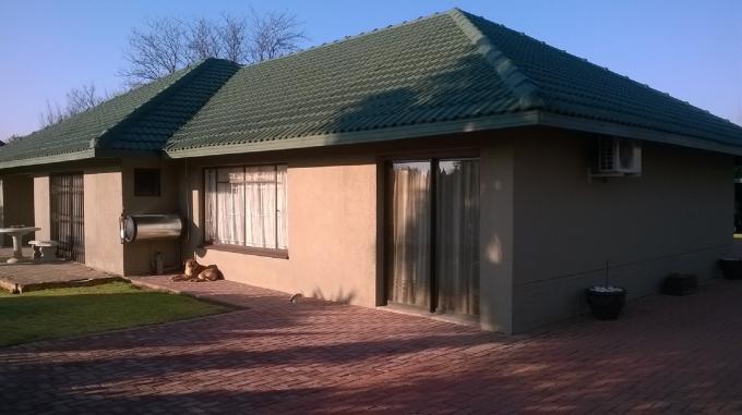 6 Bedroom House for Sale For Sale in Klerksdorp - Private Sale - MR117504